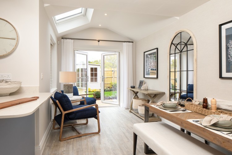  The Fennel Family Room Wivenhoe Gardens