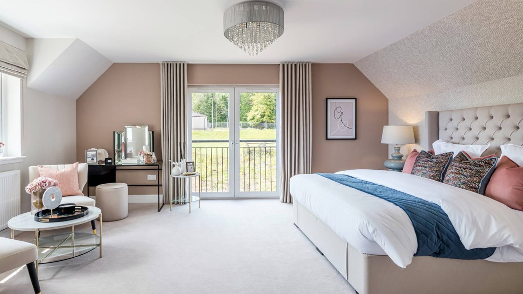 5 bedroom showhome | dual-aspect principal bedroom with walk-in wardrobe and luxury en suite