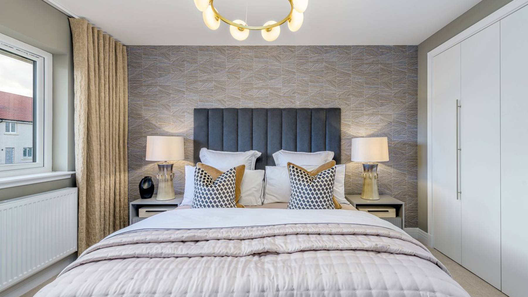 4 bedroom showhome | bedroom with fitted wardrobes