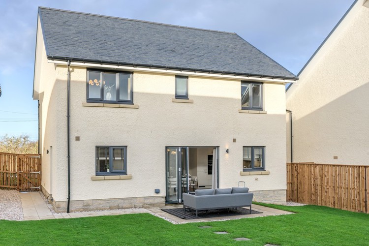 4 bedroom showhome | contemporary detached home with landscaped back garden