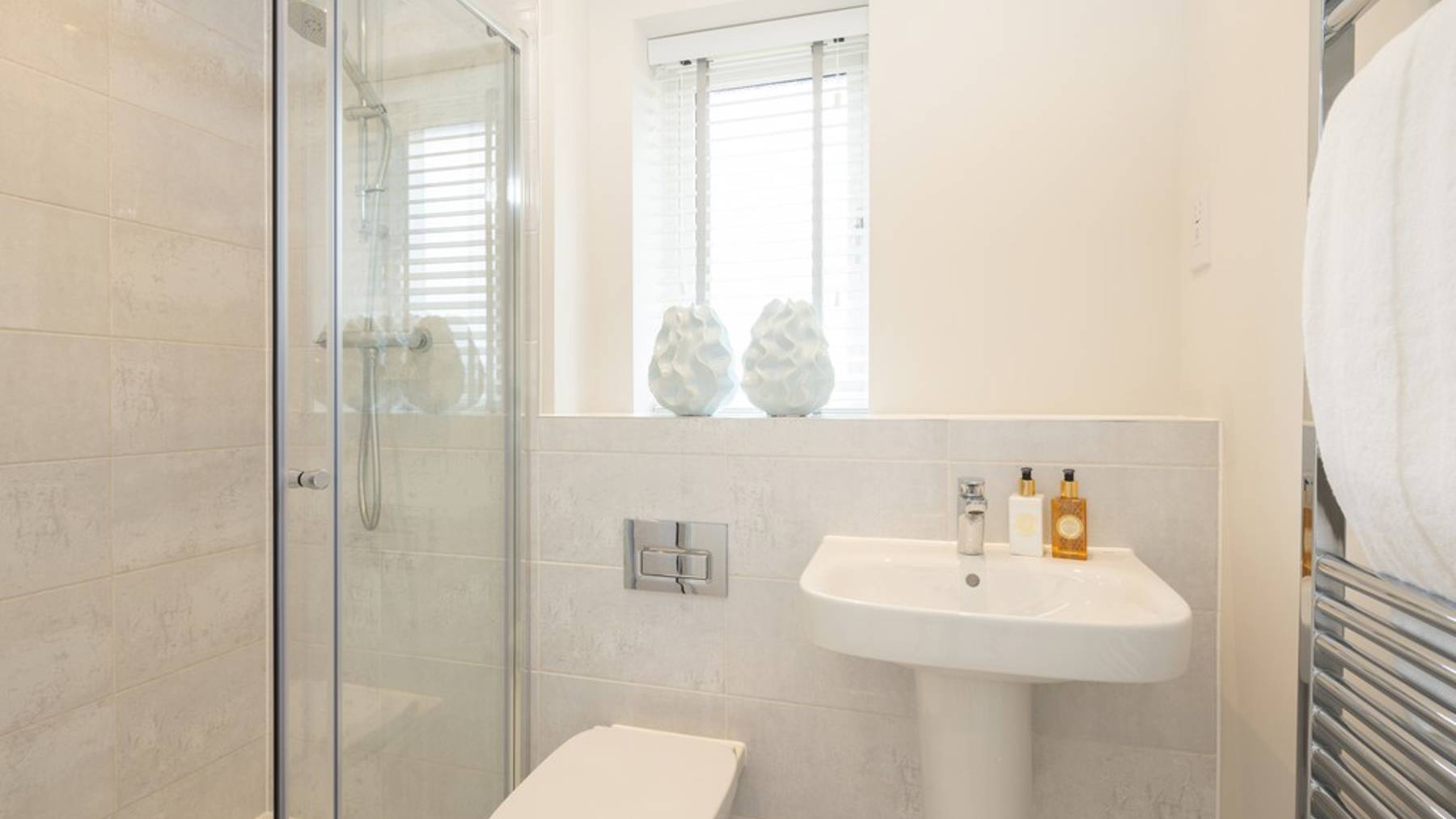 The Bayberry En Suite Ingatestone Grove