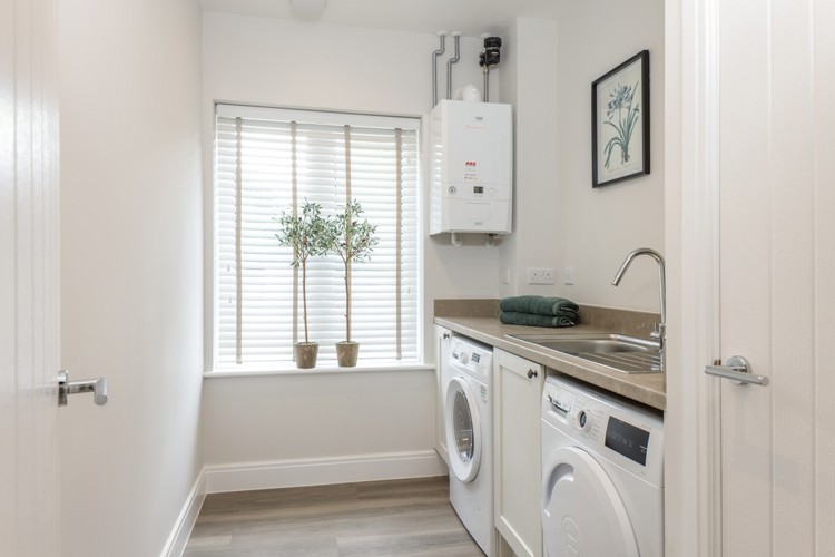 Utility in 4 bedroom houses for sale newbury