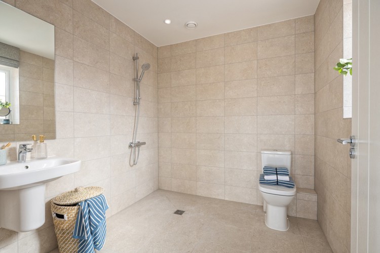 Wet room in 5 bedroom houses for sale potters bar