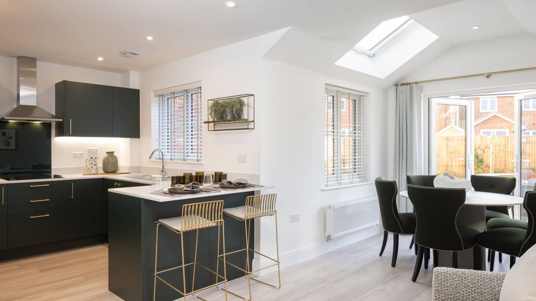 The Orpine Custom 2, Samuel Gardens Kitchen Dining