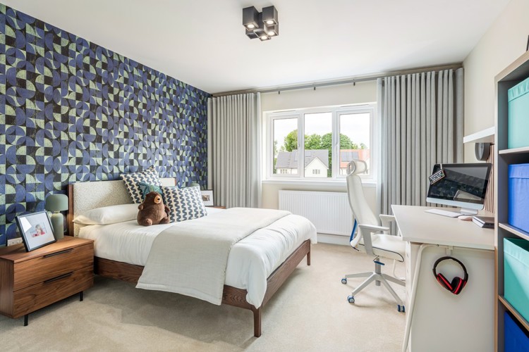 5 bedroom showhome | generous bedroom 
