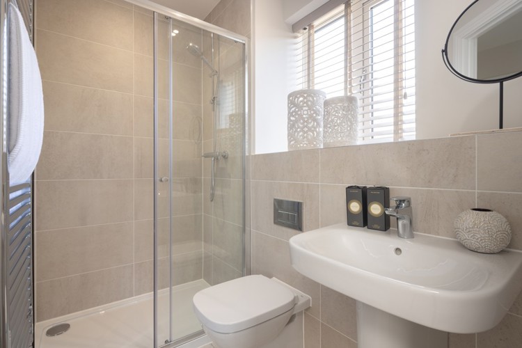 Houses for sale in Crowthorne