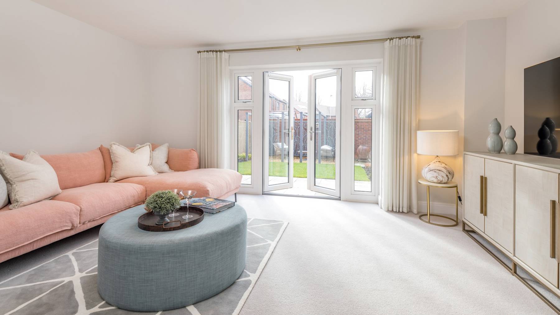 2 bed home for sale in Woking