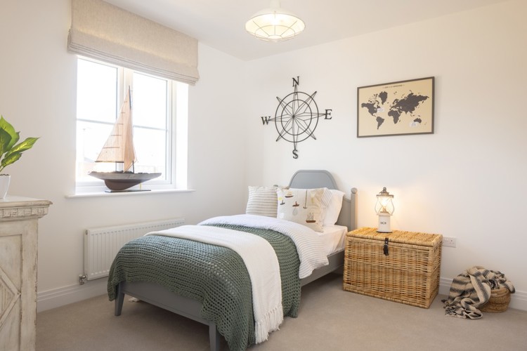 Bedroom in 3 bedroom houses for sale potters bar