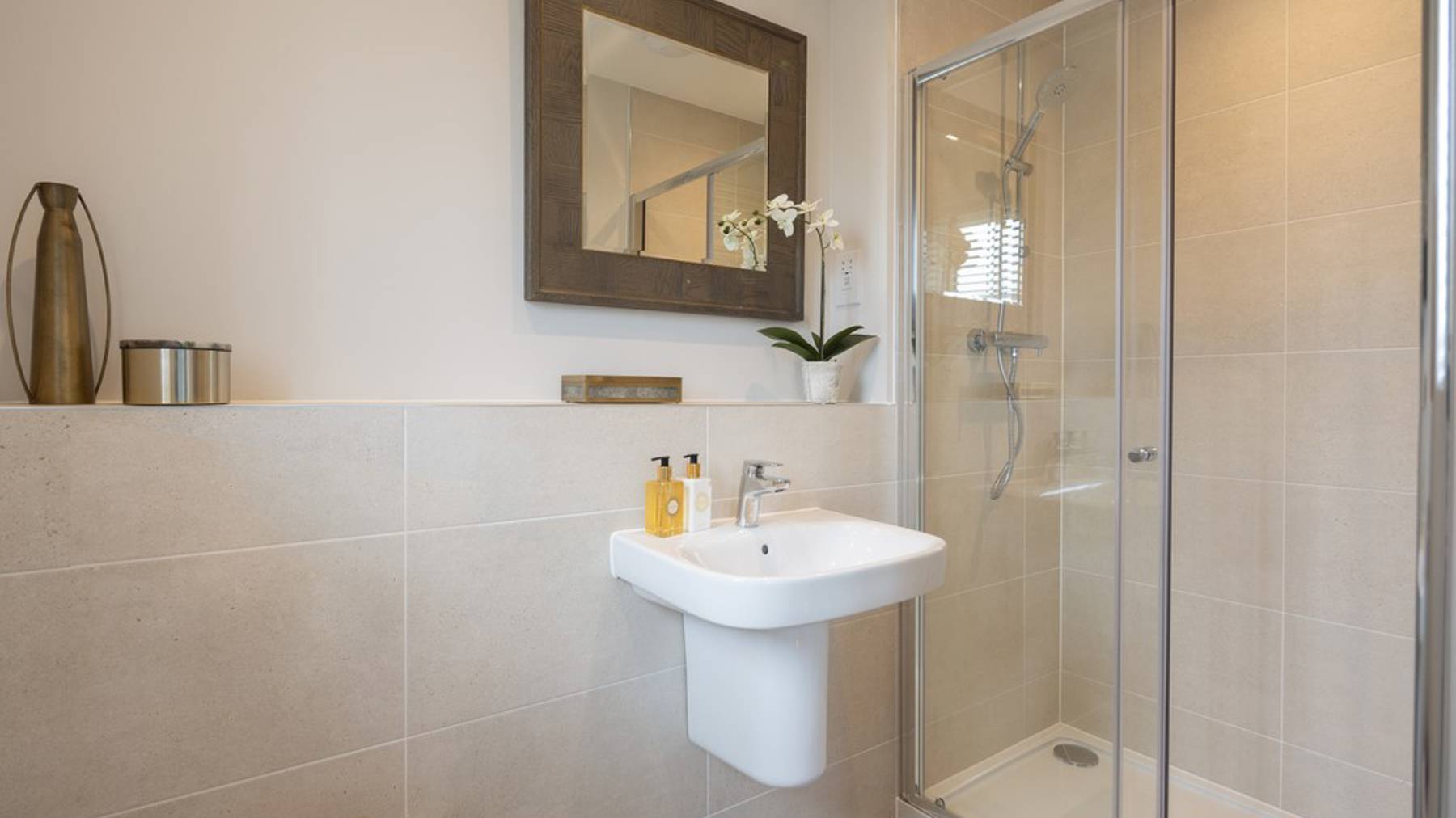 Walnut Ensuite