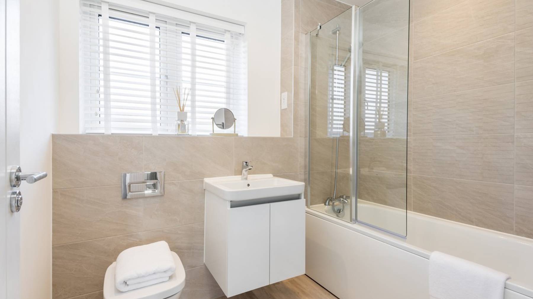 Poplar bathroom - Nobel Park Phase 2
