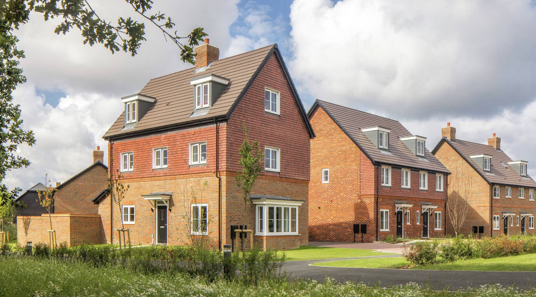 Vb2270828 9156 01 Plots147 151 Hawksbourne CALA At Mowbray