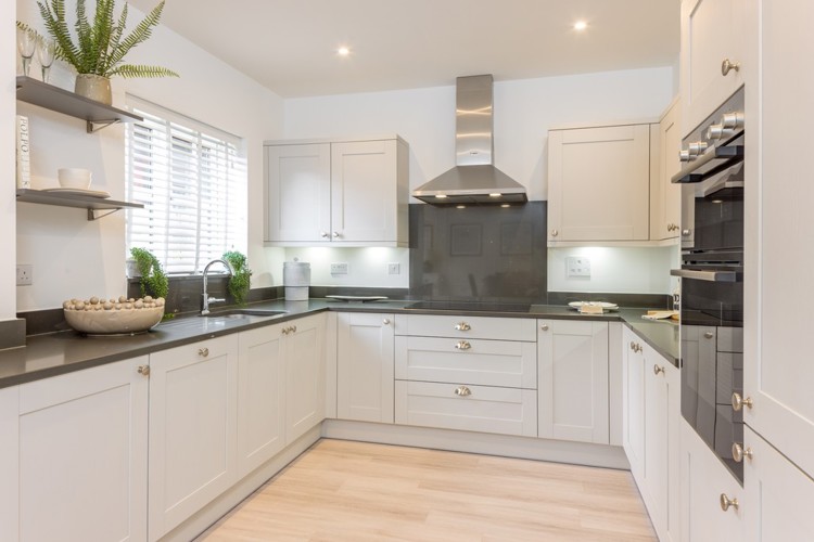 Houses for sale in Crowthorne