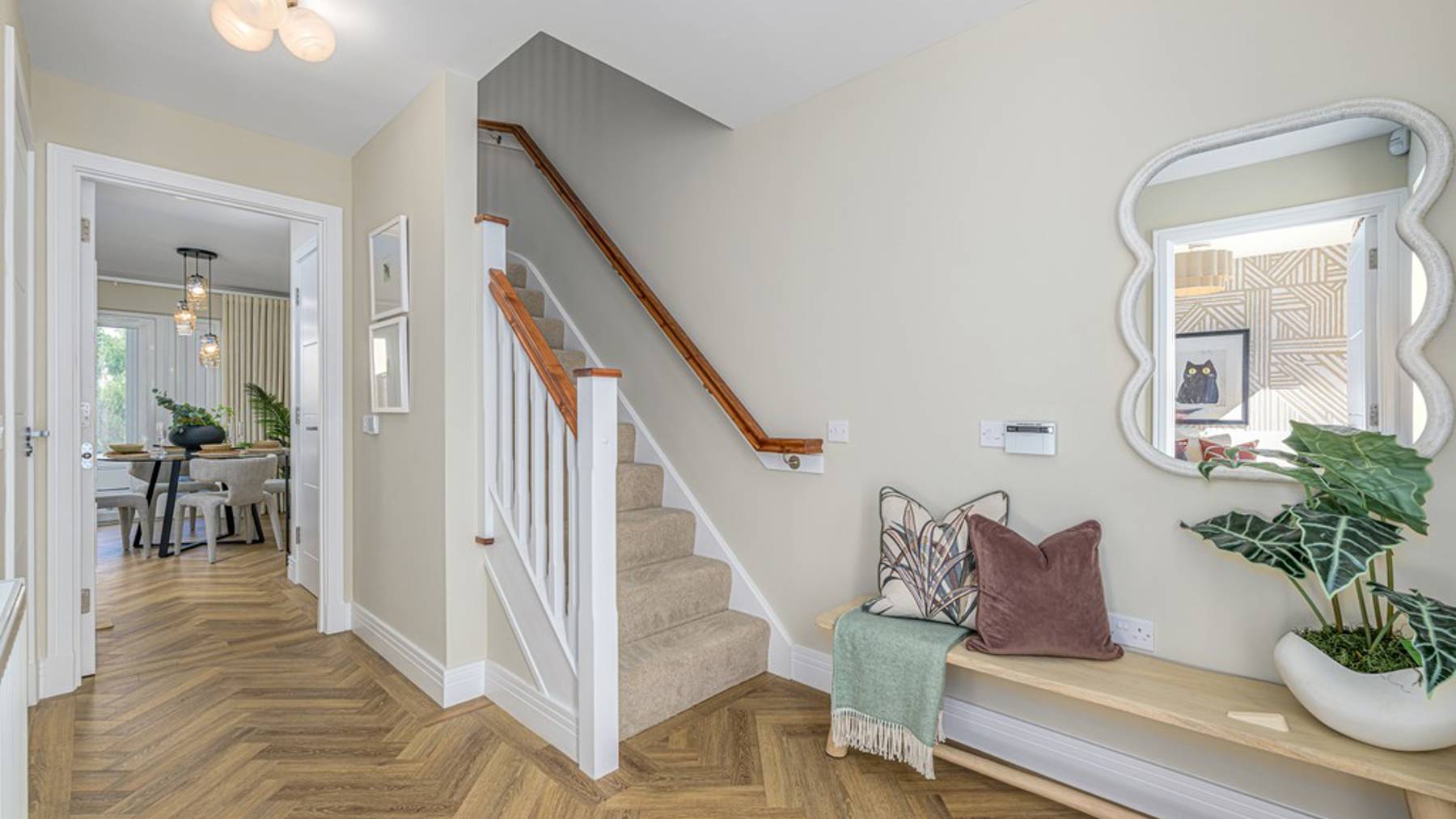 4 bedroom townhouse for sale | welcoming hallway