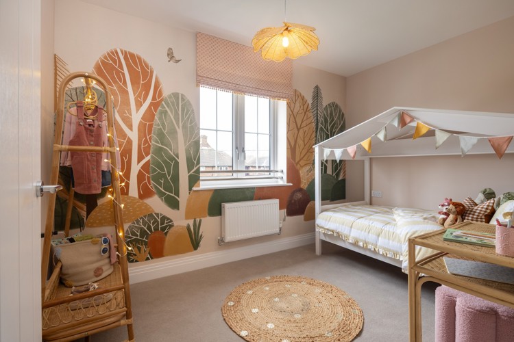 Bedroom in 5 bedroom houses for sale potters bar