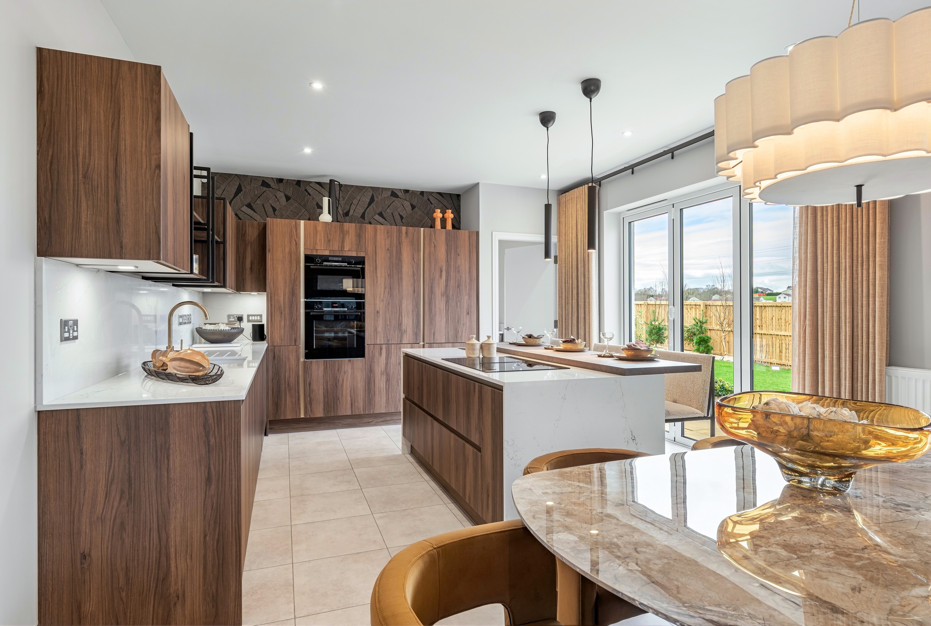 Vb5653196 20260227 Cala Homes Lathallan Grange Logan Kitchen Family Dining 004 3200X2154