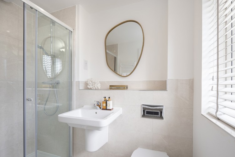 Blossom house type bathroom, 3 bedroom house for sale in Bicester