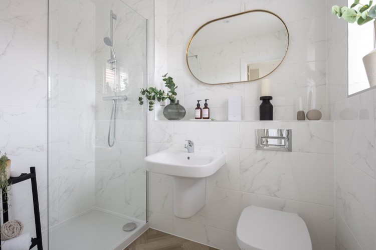Ingatestone Grove - The Twinberry - ensuite