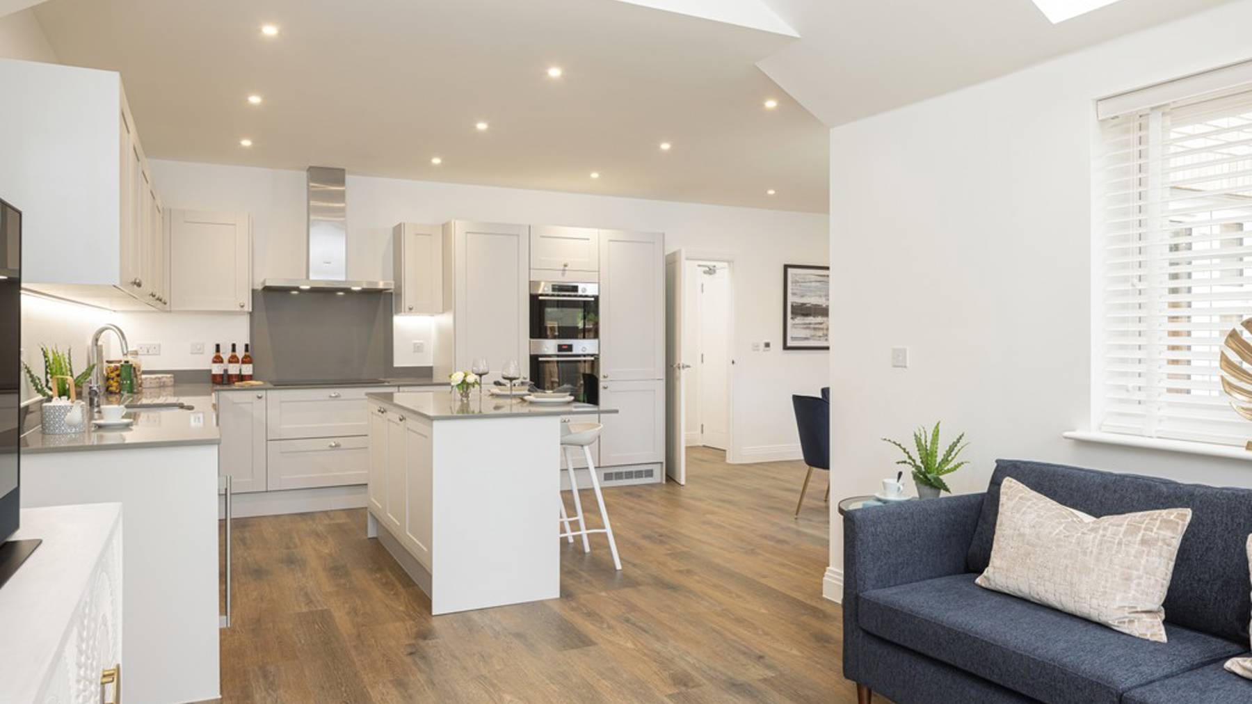 The Whitebeam, Samuel Gardens, Kitchen Dining Room