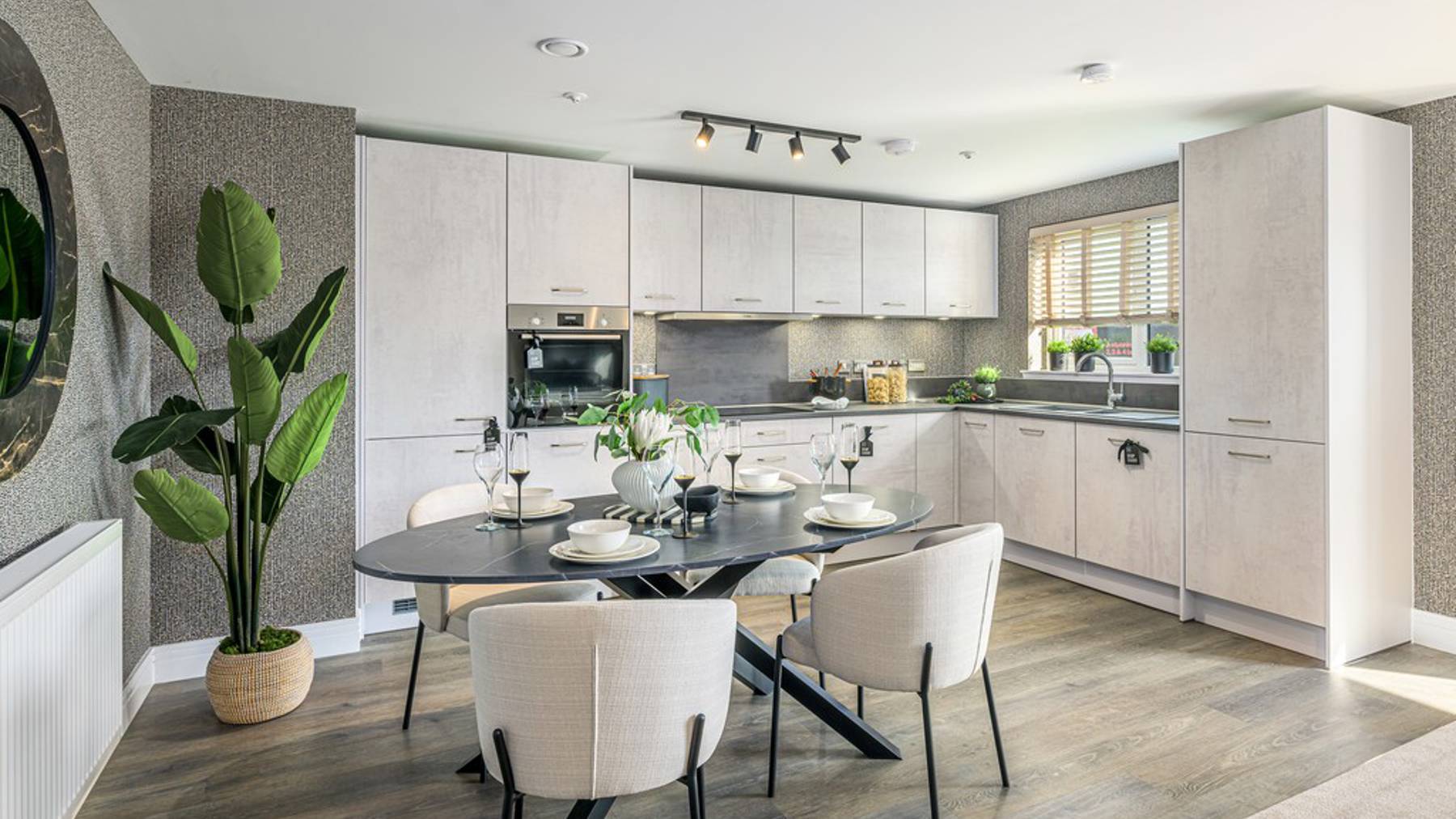 Show apartment | high specification kitchen and dining area