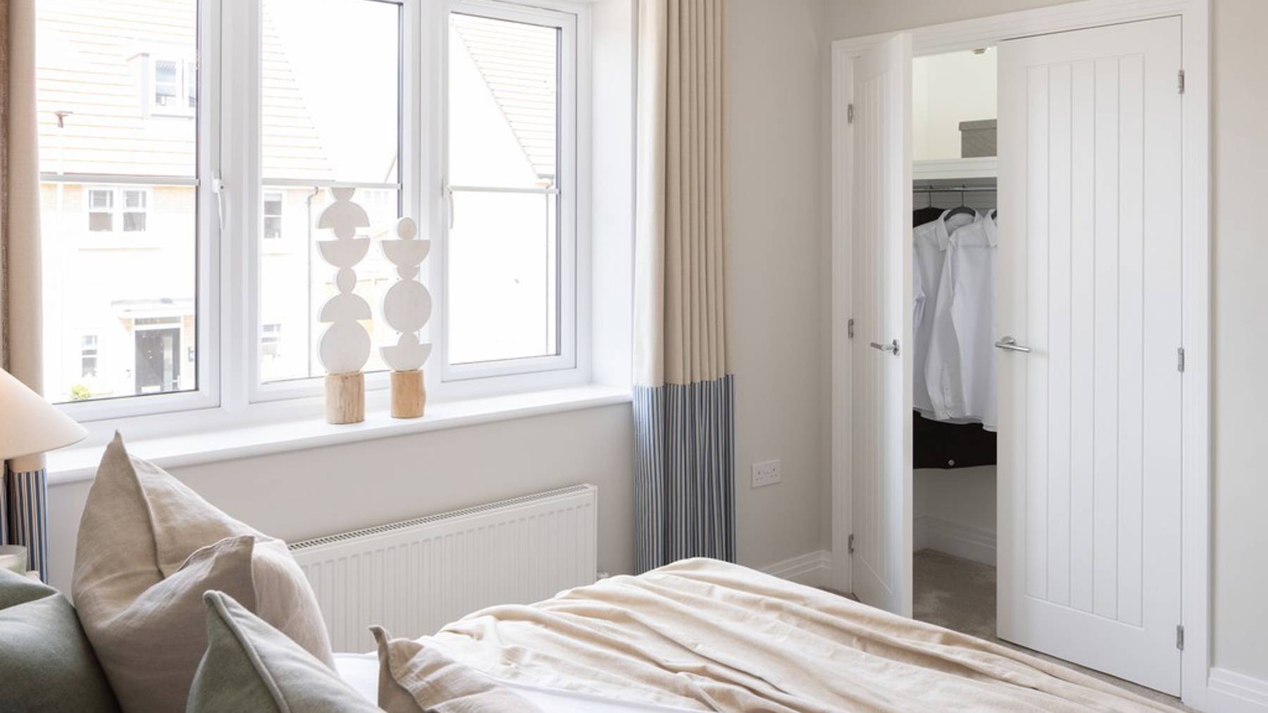 Burwell Apartments GF 1 Bed Netherhall Bedroom