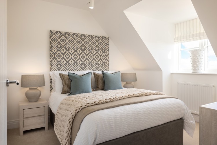 Bedroom in 3 bedroom houses for sale potters bar