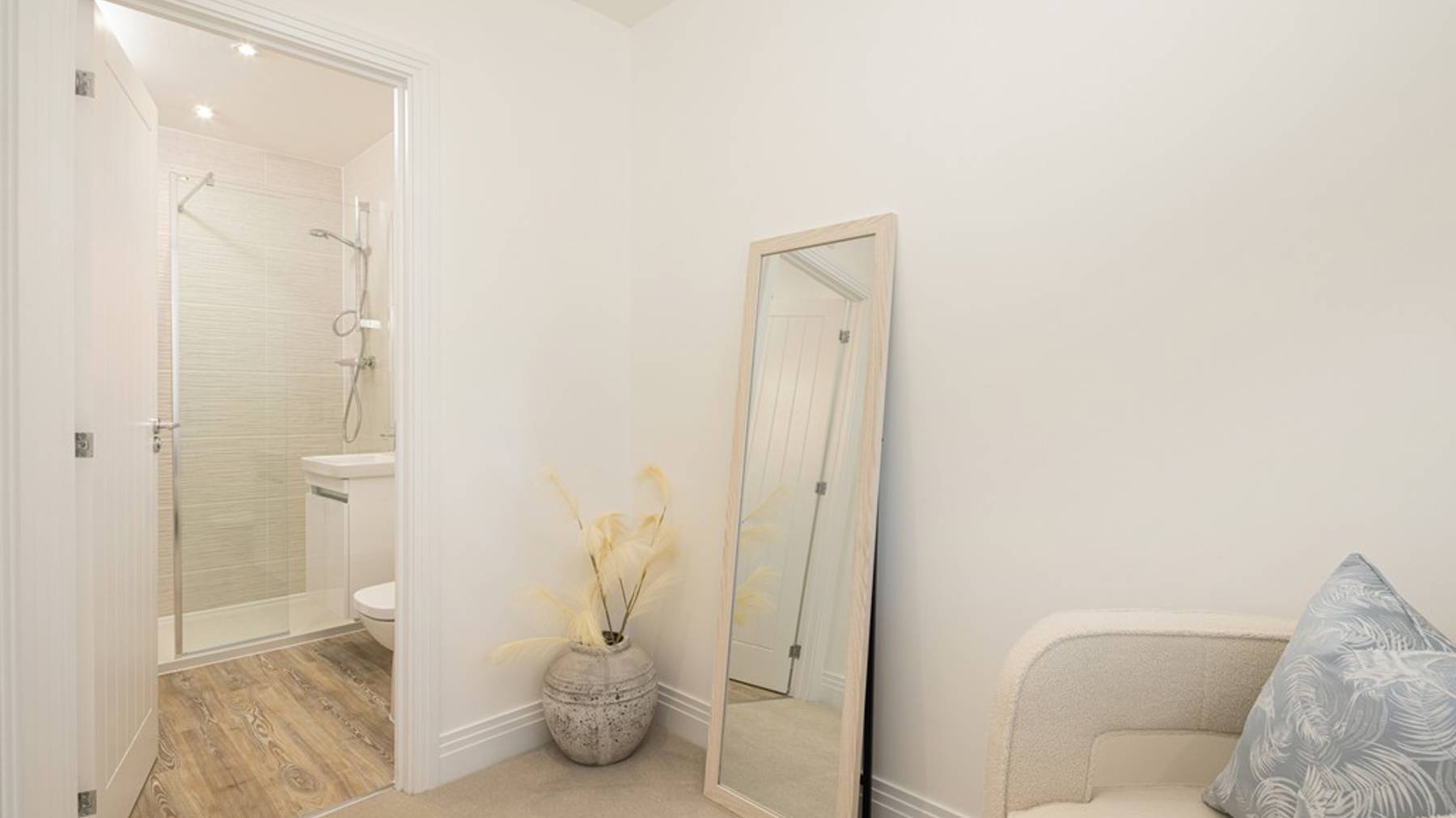 The Mulberry Dressing Room Ensuite Ingatestone Grove