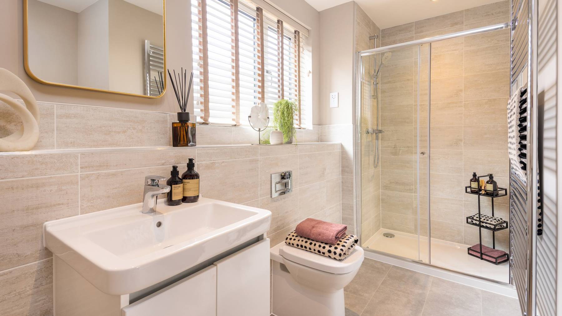 En suite of house for sale in Winchester