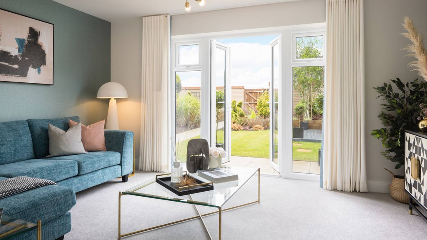 Cala at Hampton Lakes: The Hulsfield - sitting room 