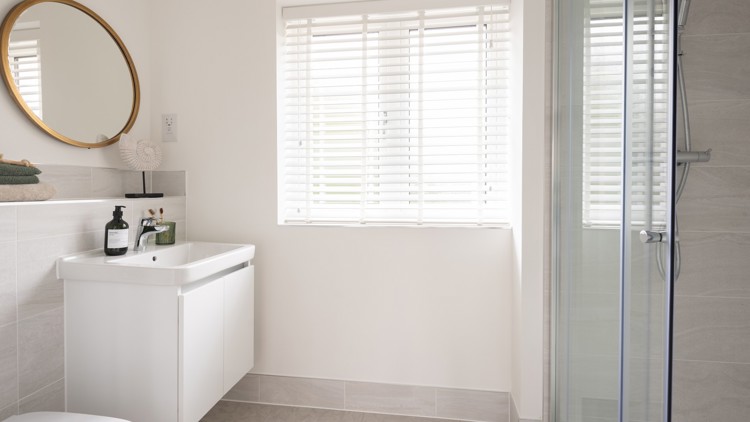 En suite of house for sale at Worting Park. New homes for sale in Basingstoke