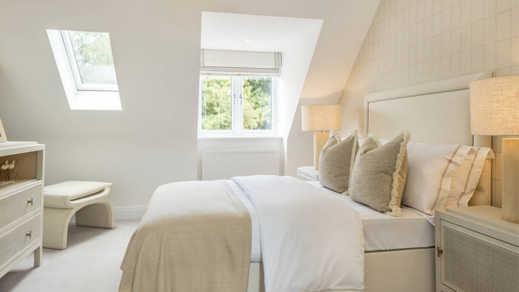 The Foxglove At Samuel Gardens Bedroom