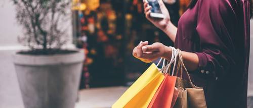 Shopping bags. New houses for Sale in Newton Mearns, East Renfrewshire, Cala Homes, Houses to Buy Newton Mearns