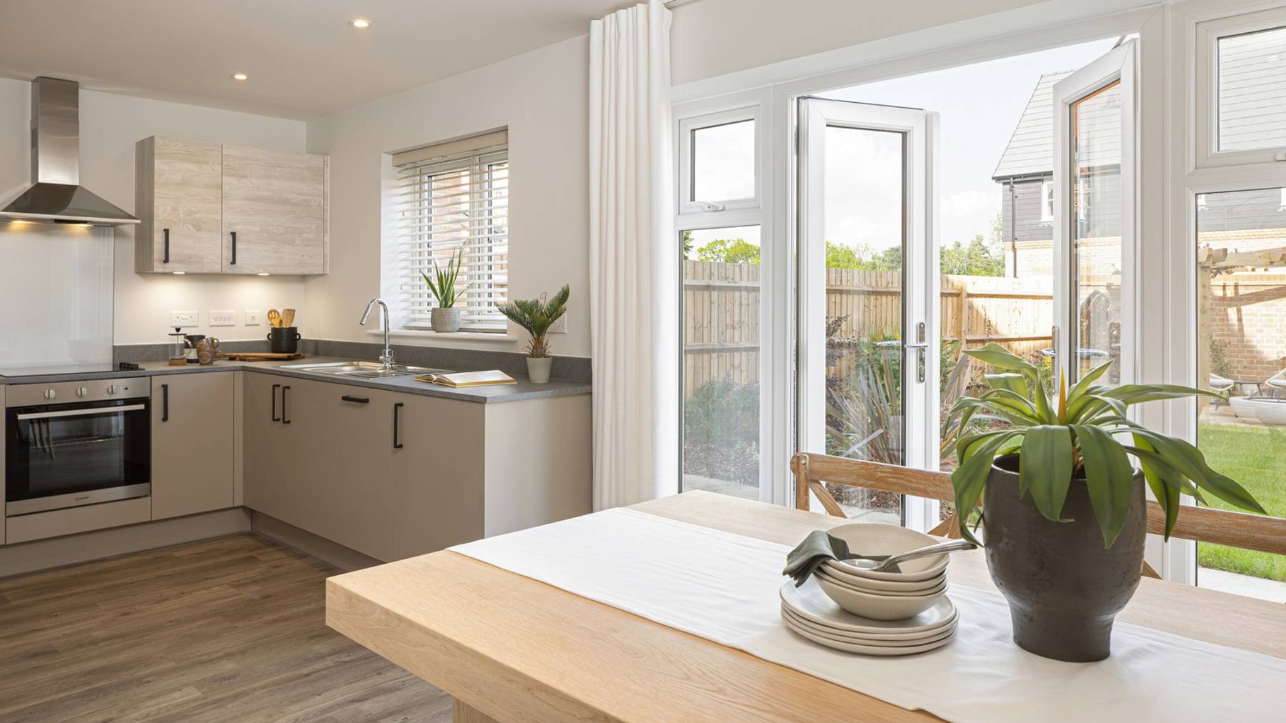 Kitchen / Dining room of house for sale in Winchester, Hampshire