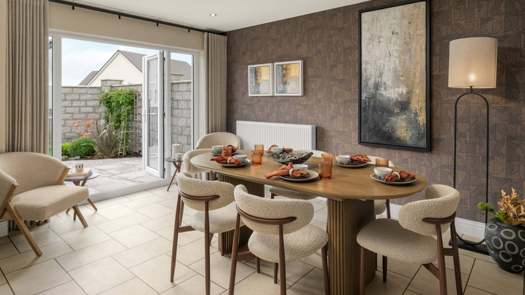 Brodie Dining From Entrance