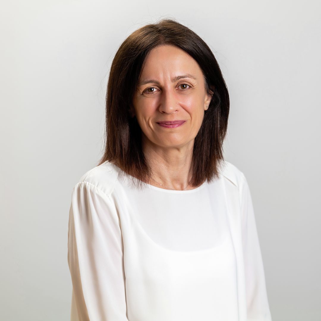 Vb2190852 9028 012 Alison Thompson Senior Planning Manager CALA Homes Thames Personnel