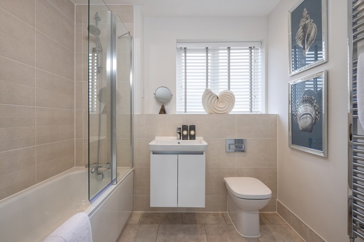 3 bedroom houses for sale Crowthorne