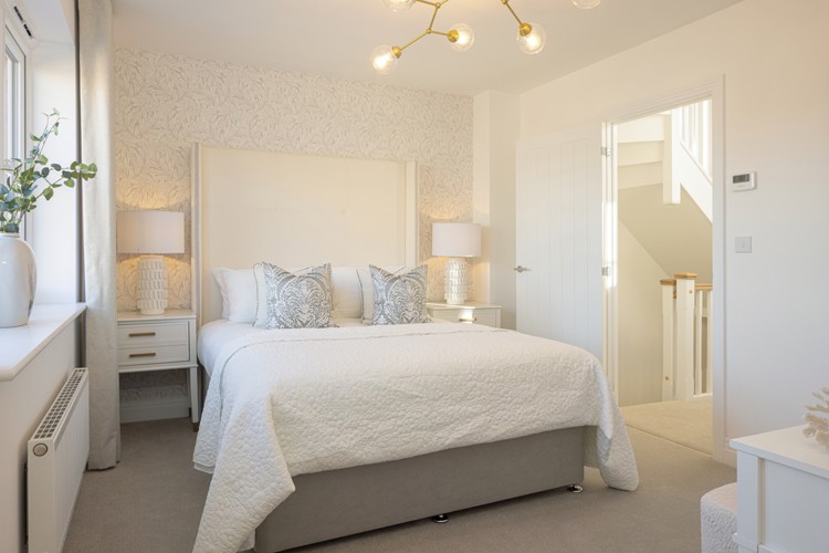 Bedroom in 3 bedroom houses for sale potters bar