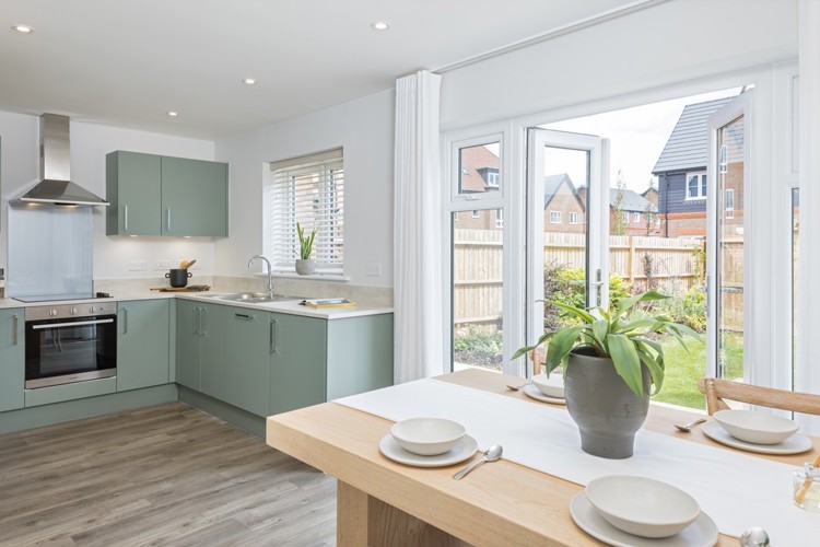 Kitchen / Dining
