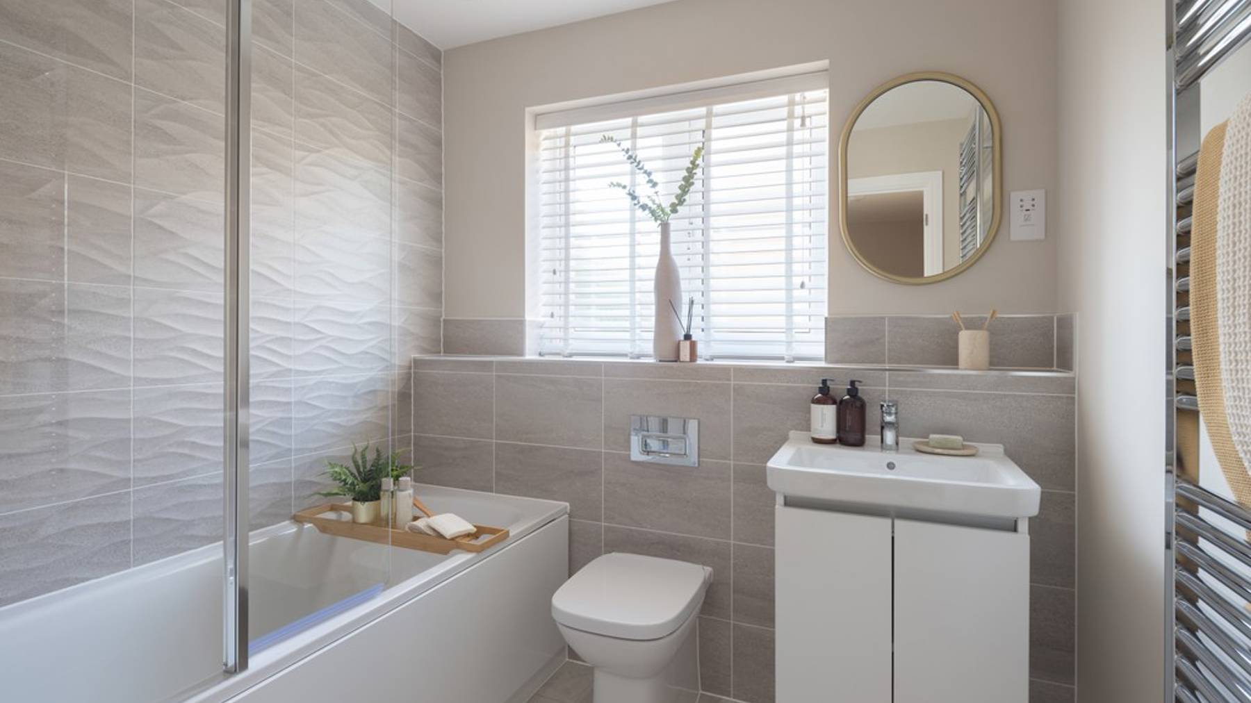 Cala Homes Himley Village Peony Family Bathroom