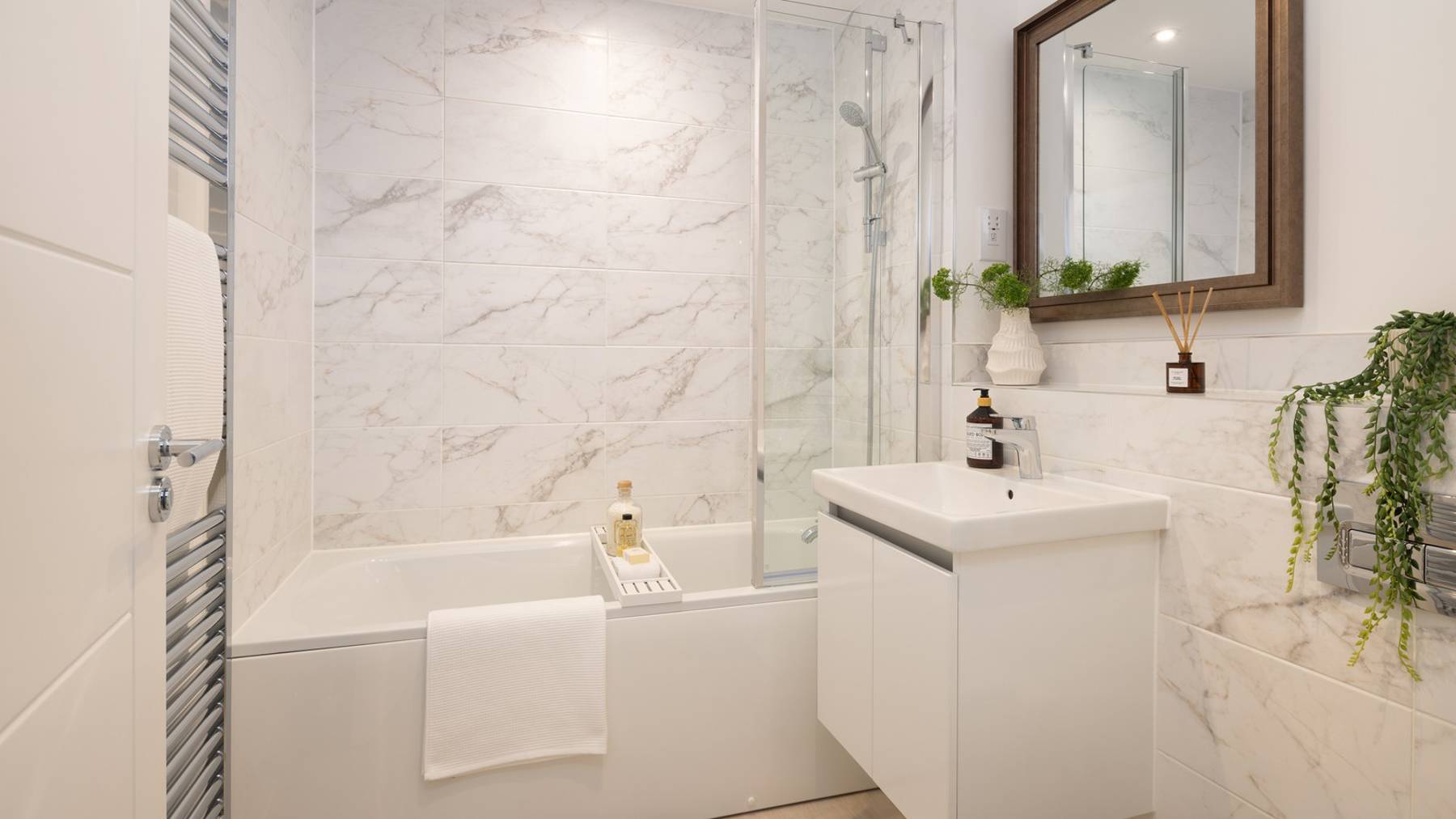 The Fir at Worting Park. Houses for sale in Basingstoke