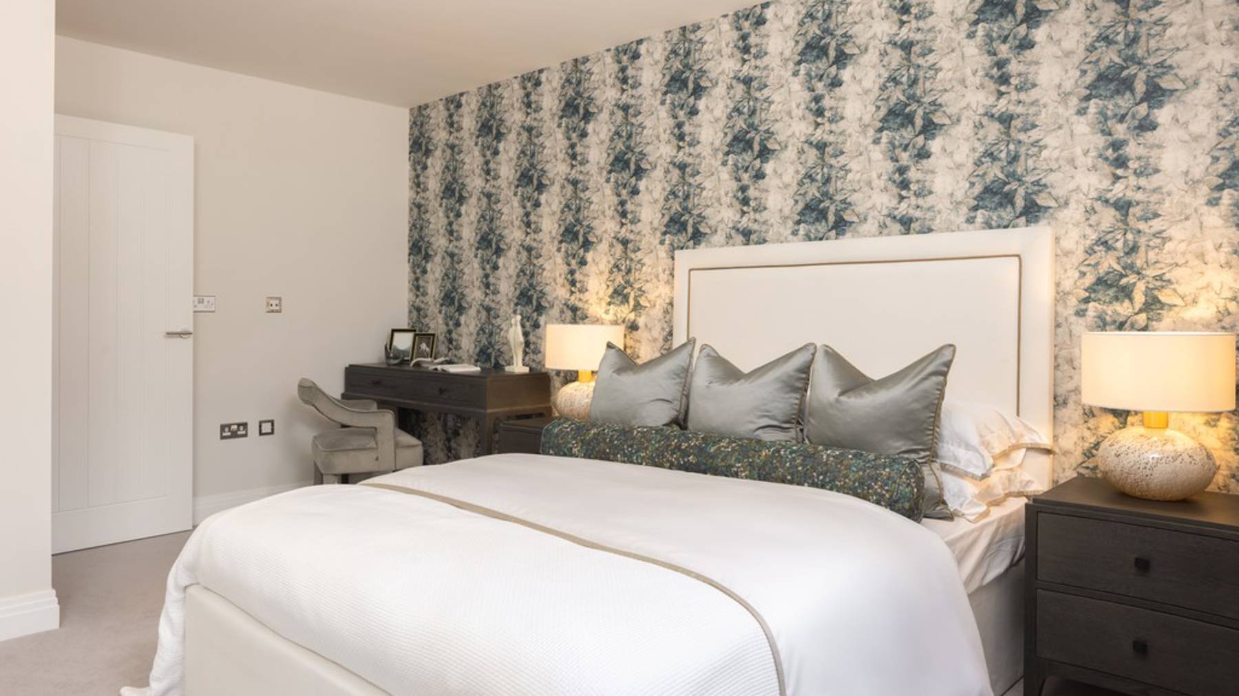 New build apartments Weybridge