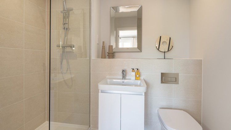 Ensuite of house for sale at Worting Park. New homes for sale in Basingstoke
