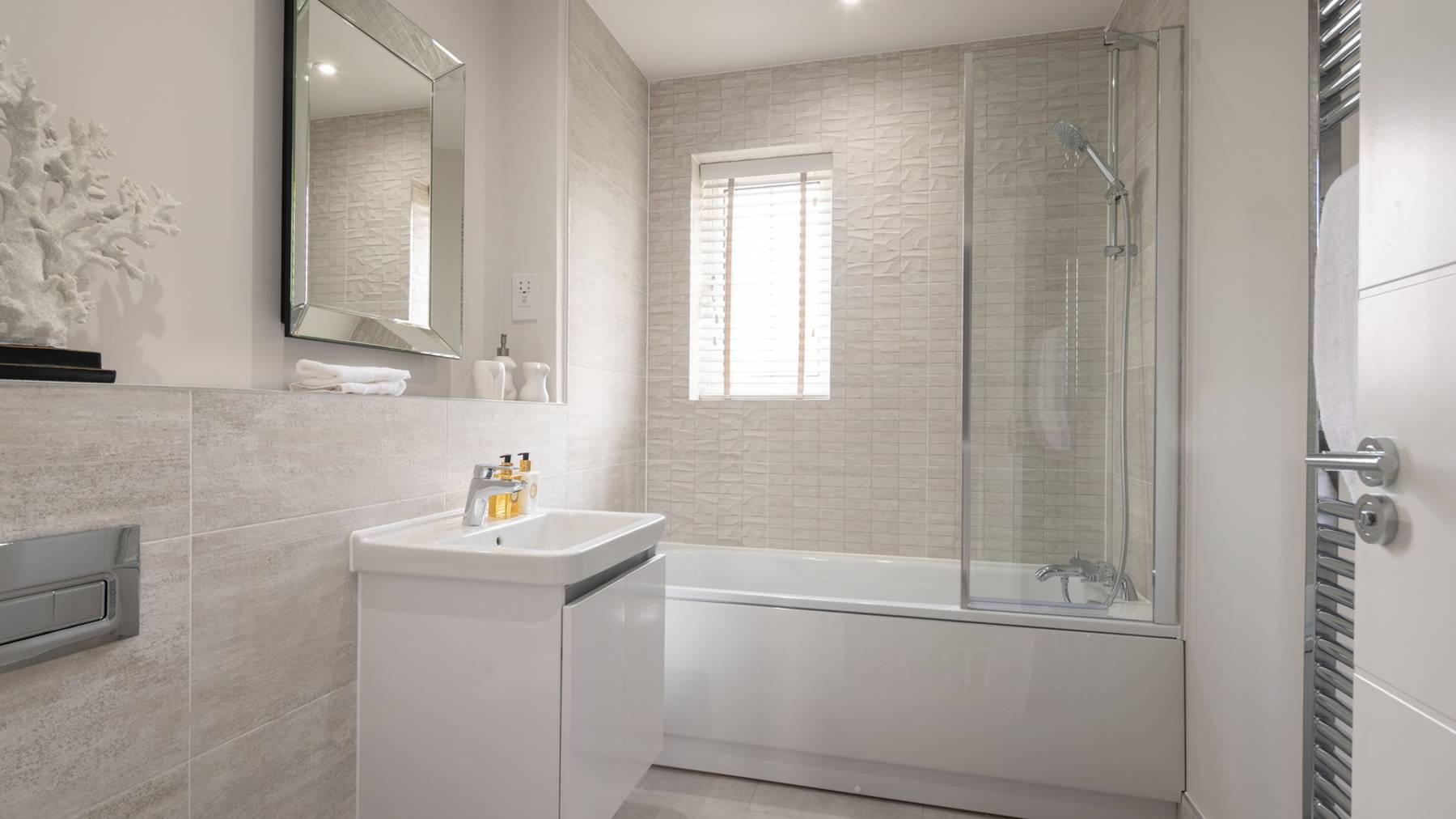 Bathroom of house for sale at Worting Park. New homes for sale in Basingstoke